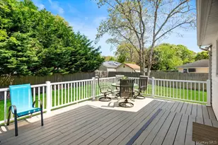 225 Walker Ave, Patchogue, NY 11772 - Photo 24