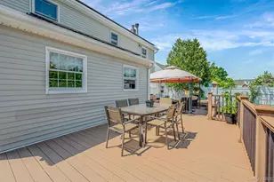 15 Lillian Pl, Farmingdale, NY 11735 - Photo 12