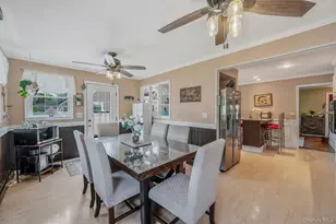 15 Lillian Pl, Farmingdale, NY 11735 - Photo 20
