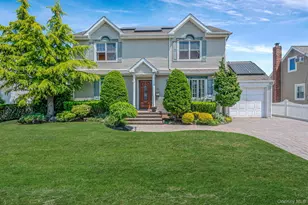 15 Lillian Pl, Farmingdale, NY 11735 - Photo 6
