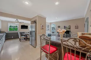 15 Lillian Pl, Farmingdale, NY 11735 - Photo 16