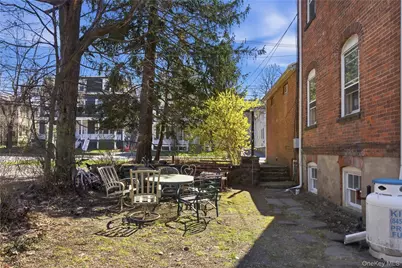 39 N Chestnut Street, New Paltz, NY 12561 - Photo 34