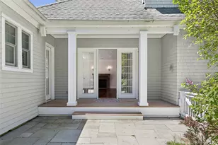 41 Edgewood Ave, Bridgehampton, NY 11932 - Photo 18