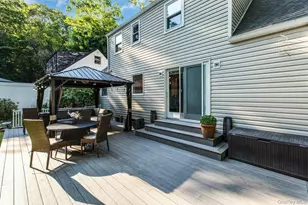 16 Davis St, Melville, NY 11747 - Photo 24