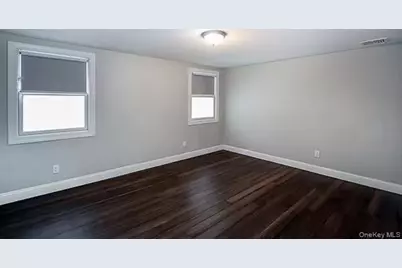335 Gillette Street, Dix Hills, NY 11746 - Photo 6