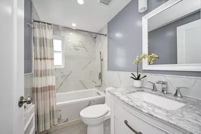 126 Roeckel Avenue, Valley Stream, NY 11580 - Photo 12