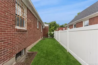 6 Jasper Street, Valley Stream, NY 11580 - Photo 18