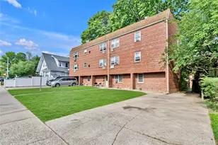 36-11 Utopia Pkwy, Flushing, NY 11358 - Photo 2