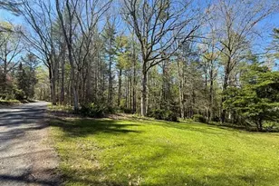 182 Bee Hollow Rd, Shohola, PA 18458 - Photo 2
