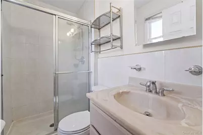 372 Madison Street, Franklin Square, NY 11010 - Photo 26