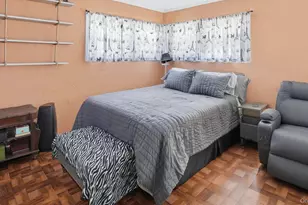 204 Denton Pl, Roosevelt, NY 11575 - Photo 8