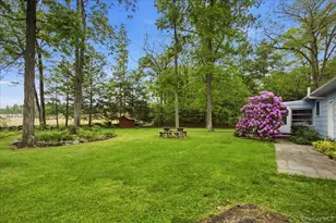 41 Greentree Dr S, Hyde Park, NY 12538 - Photo 18
