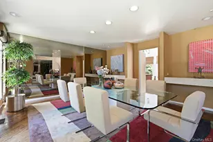 17 Hastings Rd, Old Westbury, NY 11568 - Photo 10
