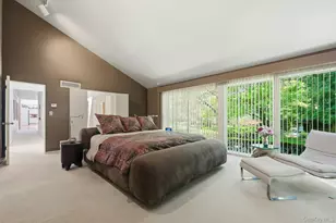 17 Hastings Rd, Old Westbury, NY 11568 - Photo 14