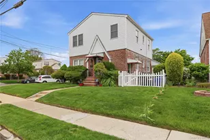 1 Ivanhoe Pl, Valley Stream, NY 11580 - Photo 2