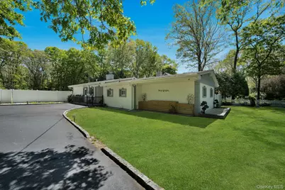 1089 Westminster Avenue, Dix Hills, NY 11746 - Photo 4