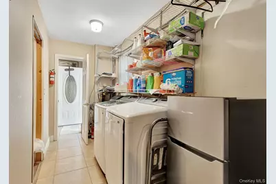 1089 Westminster Avenue, Dix Hills, NY 11746 - Photo 18