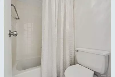 500 High Point Drive #810, Hartsdale, NY 10530 - Photo 34