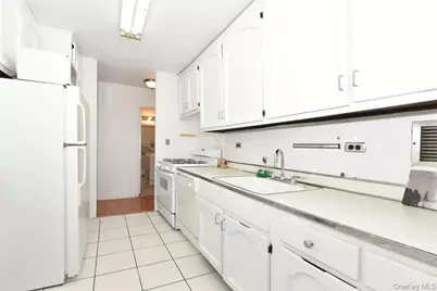 175-20 Wexford Terrace #16L, Jamaica, NY 11432 - Photo 8