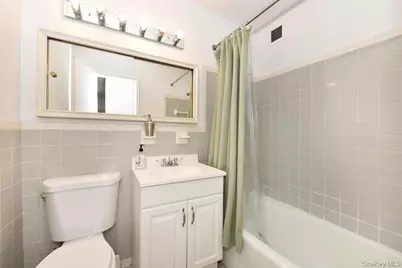 175-20 Wexford Terrace #16L, Jamaica, NY 11432 - Photo 12