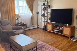 22 Beach Ave, Copiague, NY 11726 - Photo 18