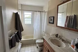 22 Beach Ave, Copiague, NY 11726 - Photo 20
