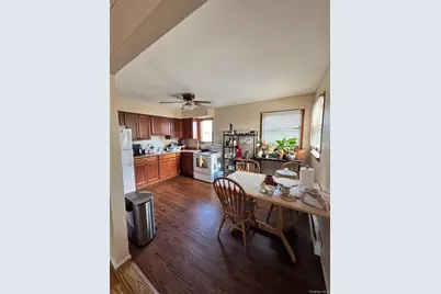 22 Beach Avenue, Copiague, NY 11726 - Photo 16