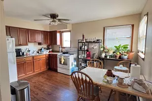 22 Beach Ave, Copiague, NY 11726 - Photo 16