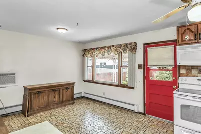 22 Beach Avenue, Copiague, NY 11726 - Photo 8