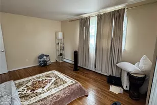 22 Beach Ave, Copiague, NY 11726 - Photo 22