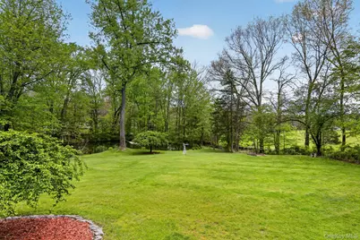 1 Stone Arch Manor Road, Rock Tavern, NY 12575 - Photo 32
