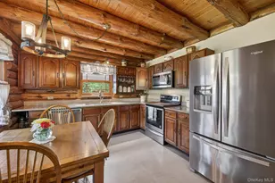 1 Stone Arch Manor Rd, Rock Tavern, NY 12575 - Photo 6