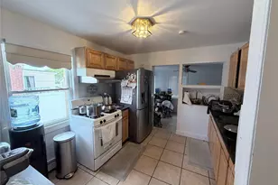 166 Stanton Blvd, Uniondale, NY 11553 - Photo 4