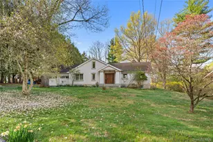 8 Riverview Farm Rd, Ossining, NY 10562 - Photo 2
