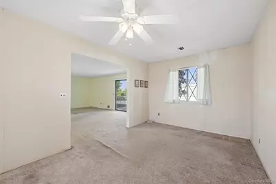 156 W Cambridge Drive E #156, Copiague, NY 11726 - Photo 22