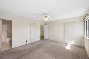 156 W Cambridge Dr E, Copiague, NY 11726 - Photo 26
