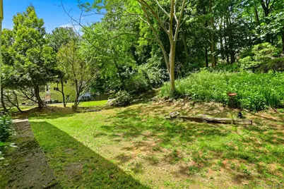 2 Burkewood Road, Hartsdale, NY 10530 - Photo 38