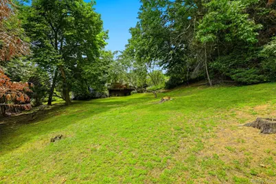 2 Burkewood Road, Hartsdale, NY 10530 - Photo 40