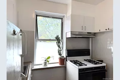 141-24 78th Road #3A, Kew Gardens, NY 11367 - Photo 10