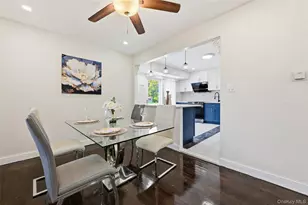 18 Park Dr E, Syosset, NY 11791 - Photo 14