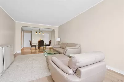 67-35 Yellowstone Boulevard #6K, Forest Hills, NY 11375 - Photo 8