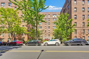 67-35 Yellowstone Blvd, Forest Hills, NY 11375 - Photo 18