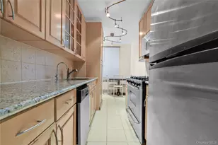 67-35 Yellowstone Blvd, Forest Hills, NY 11375 - Photo 4