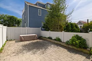 33 Bath St, Long Beach, NY 11561 - Photo 24