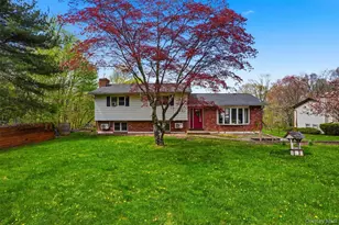 14 Feitsma Ln, Rock Tavern, NY 12575 - Photo 2