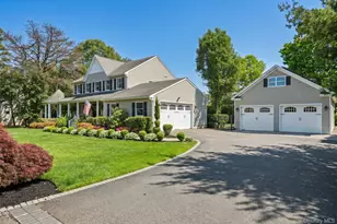 25 Fawn Crossing, Wading River, NY 11792 - Photo 2