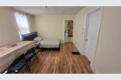 112 Smith Street, Poughkeepsie, NY 12601 - Photo 6