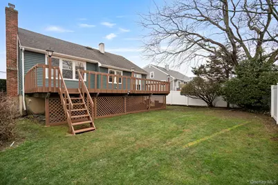 2386 Hampton Avenue, Seaford, NY 11783 - Photo 36