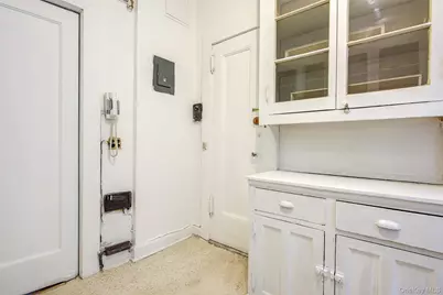 6 Burns Street #211, Forest Hills, NY 11375 - Photo 10
