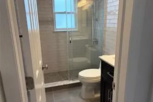 322 Penn Street E, Long Beach, NY 11561 - Photo 4